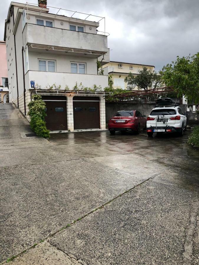 Apartments With Private Parking Baška Voda エクステリア 写真